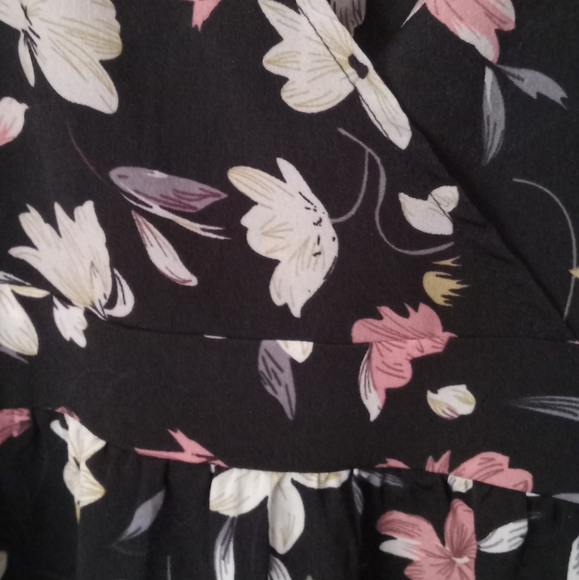 Shein Black Floral Summer Dress - Picture 4 of 4